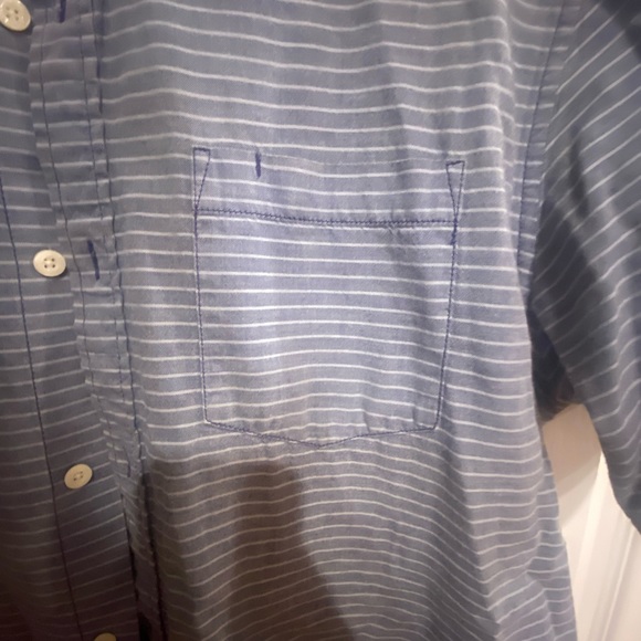 Patagonia Short Sleeve Button down - Picture 3 of 3
